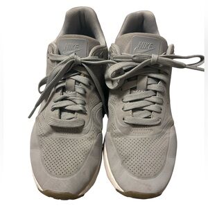 Nike Air Gray Athletic Shoes